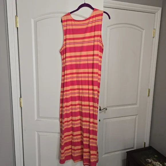 SALE! Liz Claiborne Maxi - Picture 4 of 7